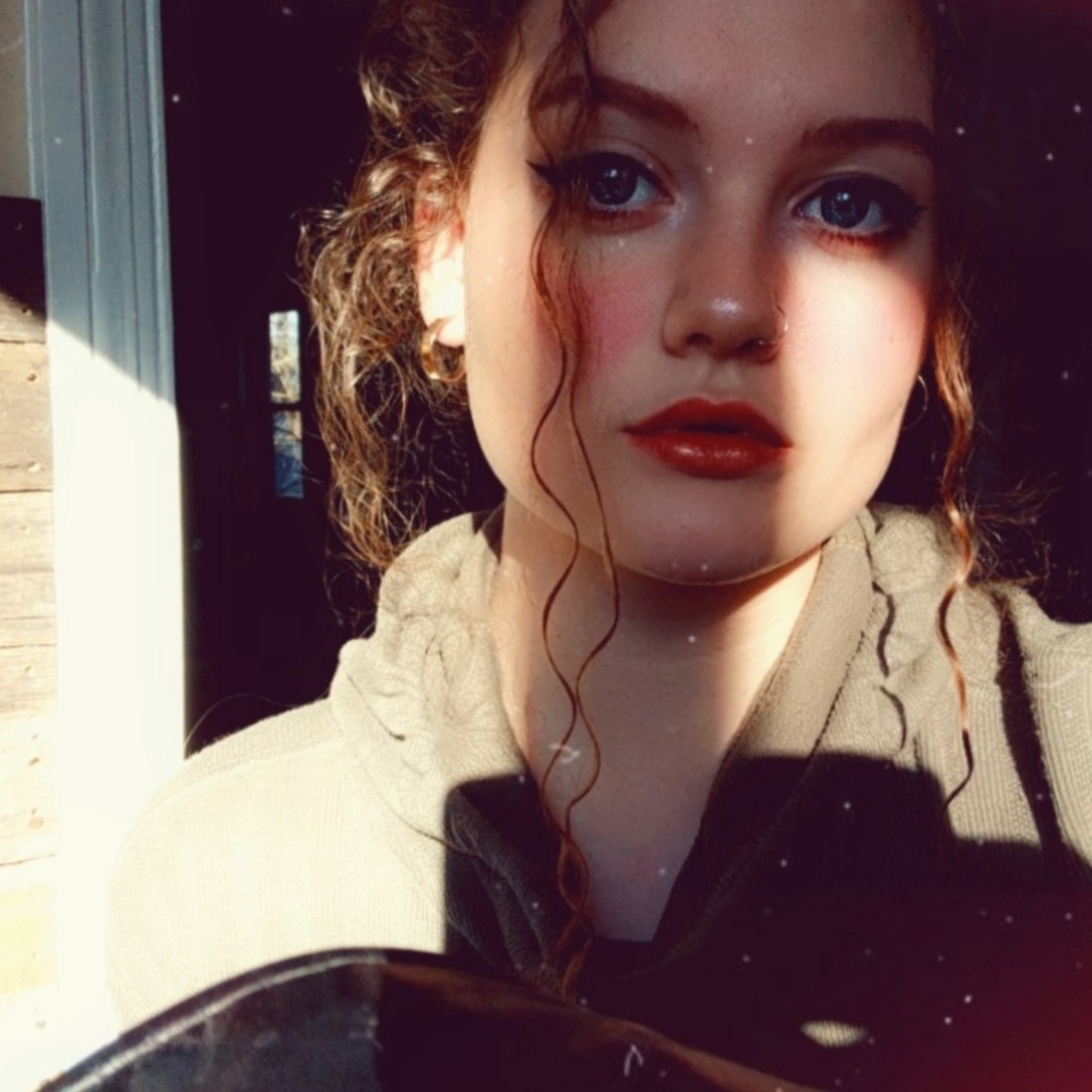 Meet your Posher, Hannah